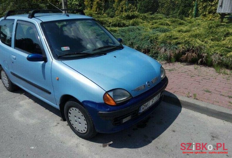 2002' Fiat Seicento photo #1