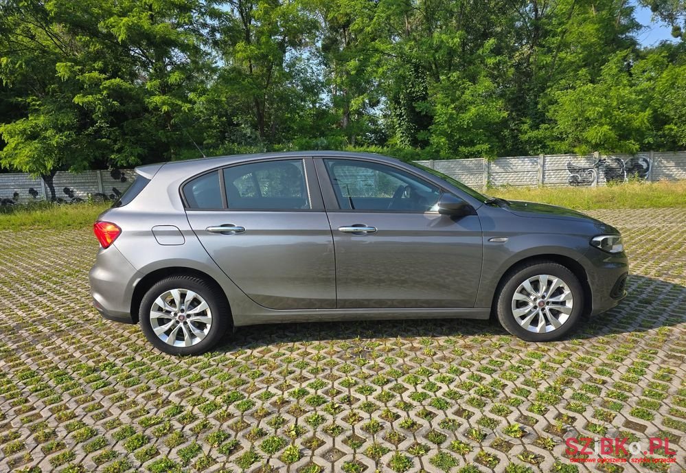 2017' Fiat Tipo photo #4