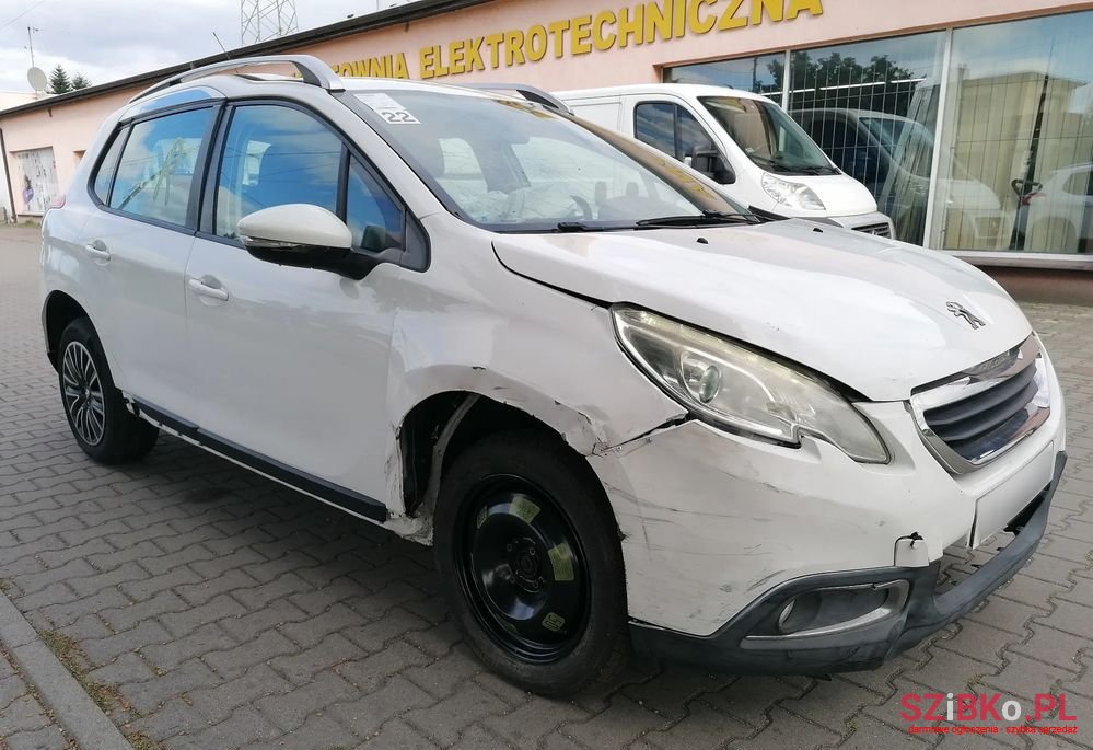 2015' Peugeot 2008 photo #3