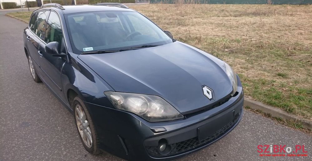 2010' Renault Laguna 2.0 Dci Dynamique photo #2