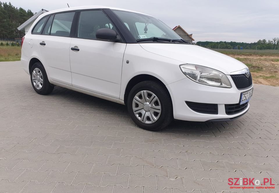2014' Skoda Fabia photo #1