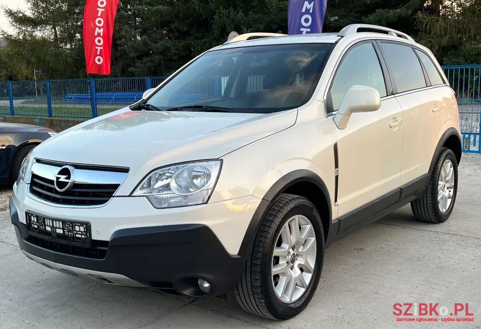 2010' Opel Antara photo #2