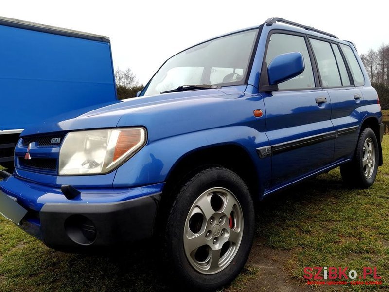 2002' Mitsubishi Pajero Pinin 2.0 Gdi photo #3