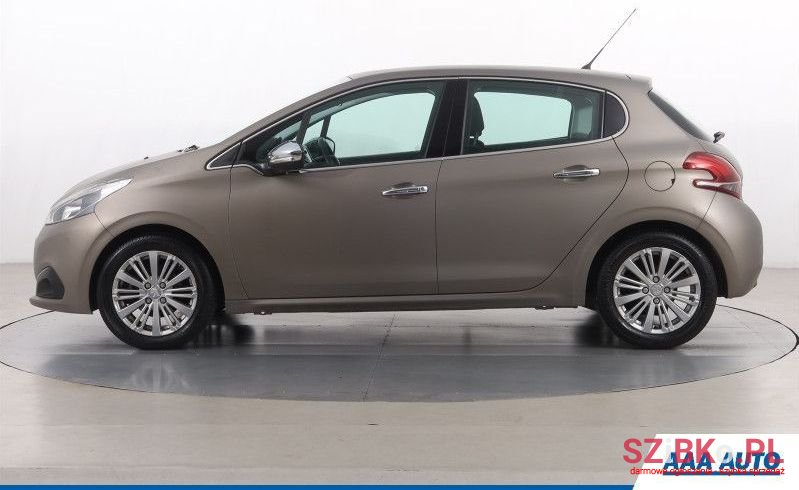 2016' Peugeot 208 photo #2