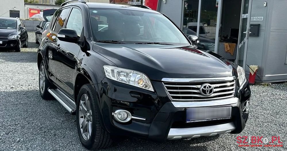 2010' Toyota RAV4 photo #2