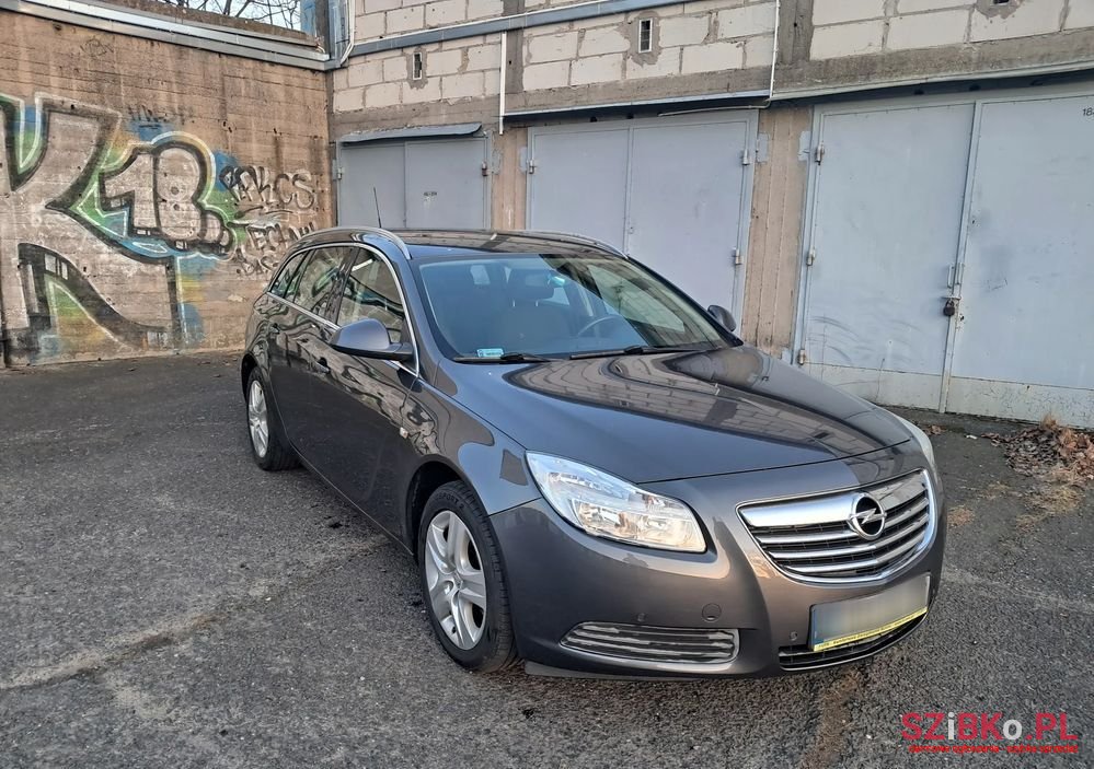 2011' Opel Insignia 2.0 Cdti Sport photo #3