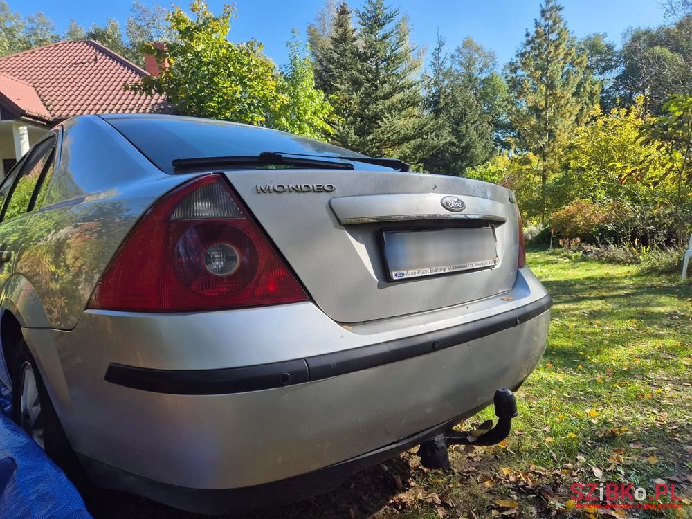 2005' Ford Mondeo 2.0 Tdci Ghia photo #3