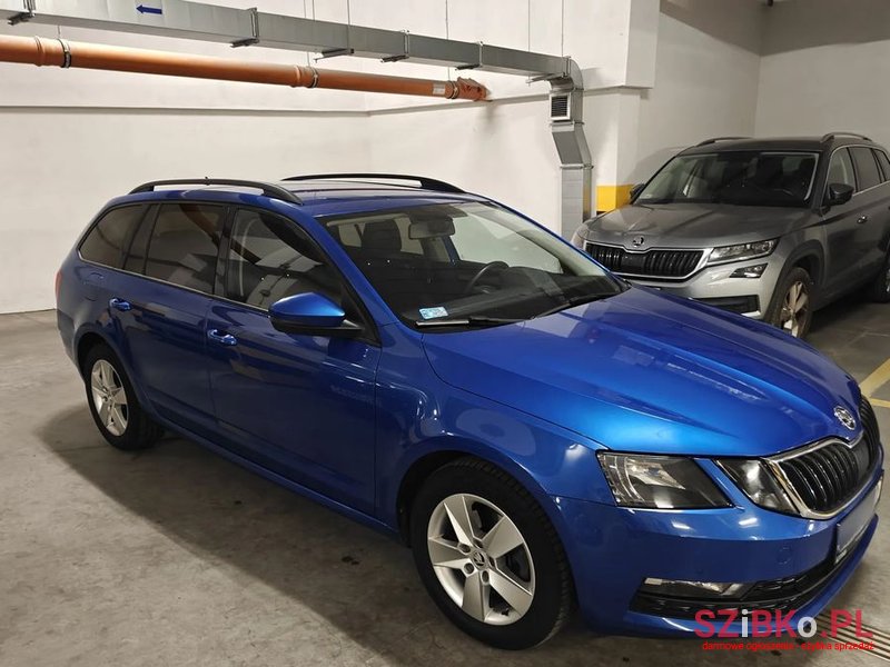 2020' Skoda Octavia 1.5 Tsi Act Ambition photo #2