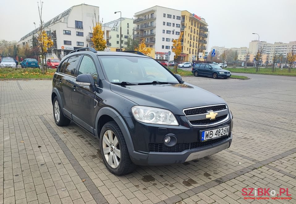 2010' Chevrolet Captiva photo #1