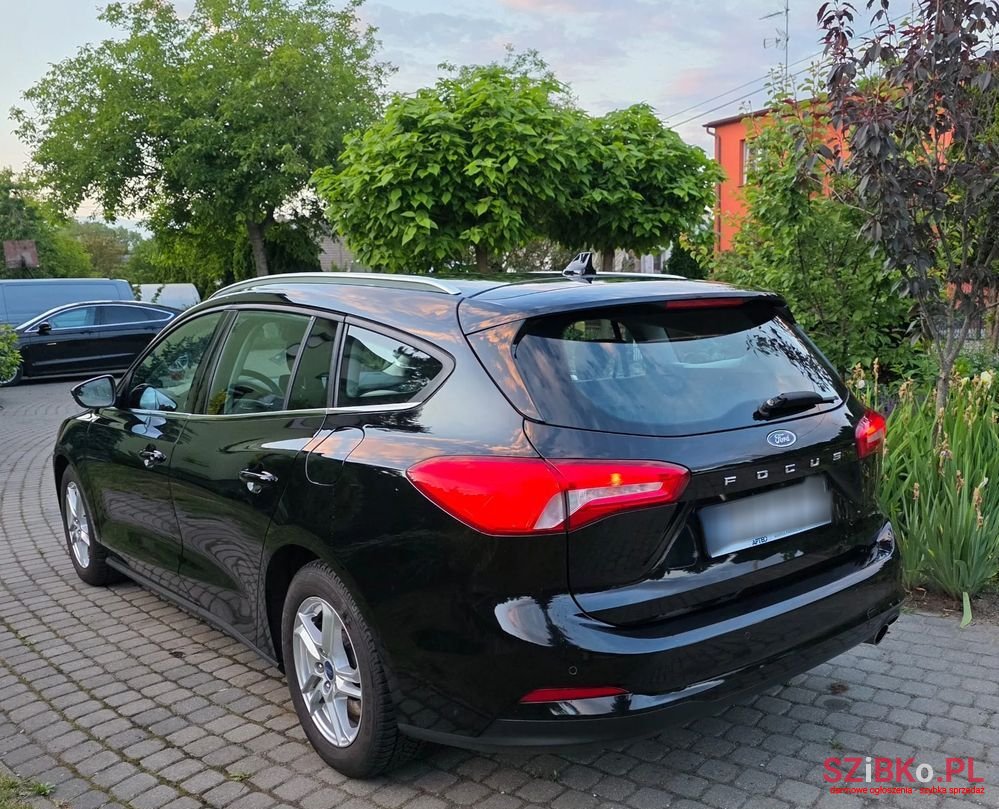 2020' Ford Focus photo #5