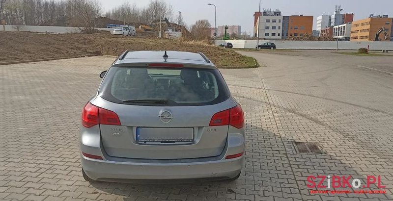 2010' Opel Astra Iv 1.7 Cdti Essentia photo #4