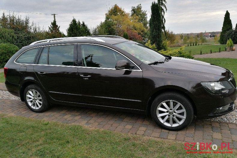 2014' Skoda Superb photo #1