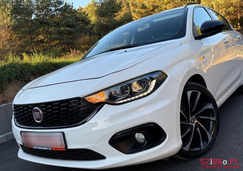 2017' Fiat Tipo photo #3