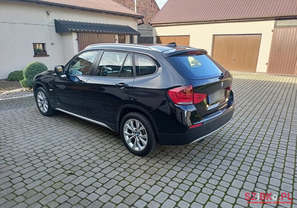 2010' BMW X1 Sdrive18D photo #5