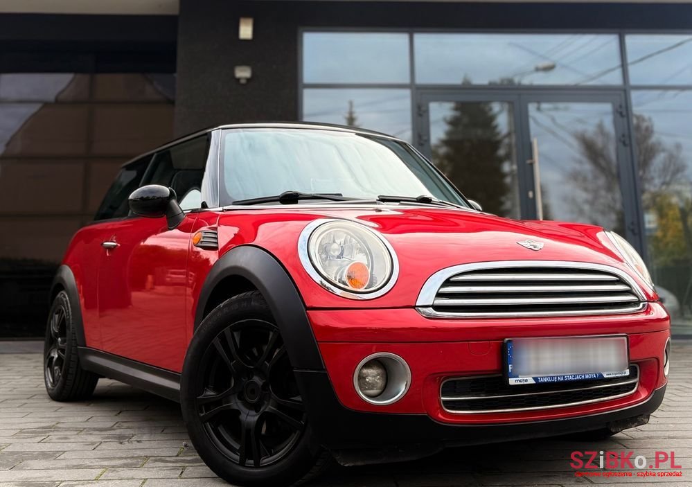 2007' MINI Cooper Standard photo #1