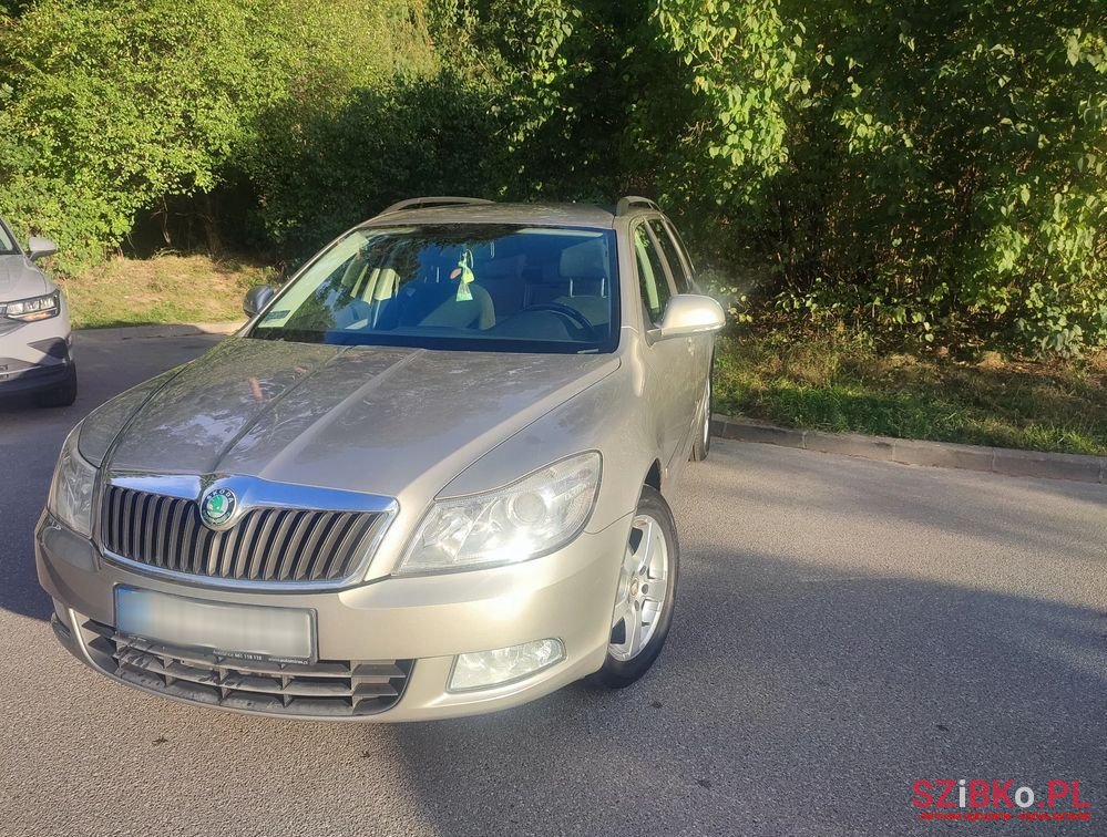 2009' Skoda Octavia photo #3