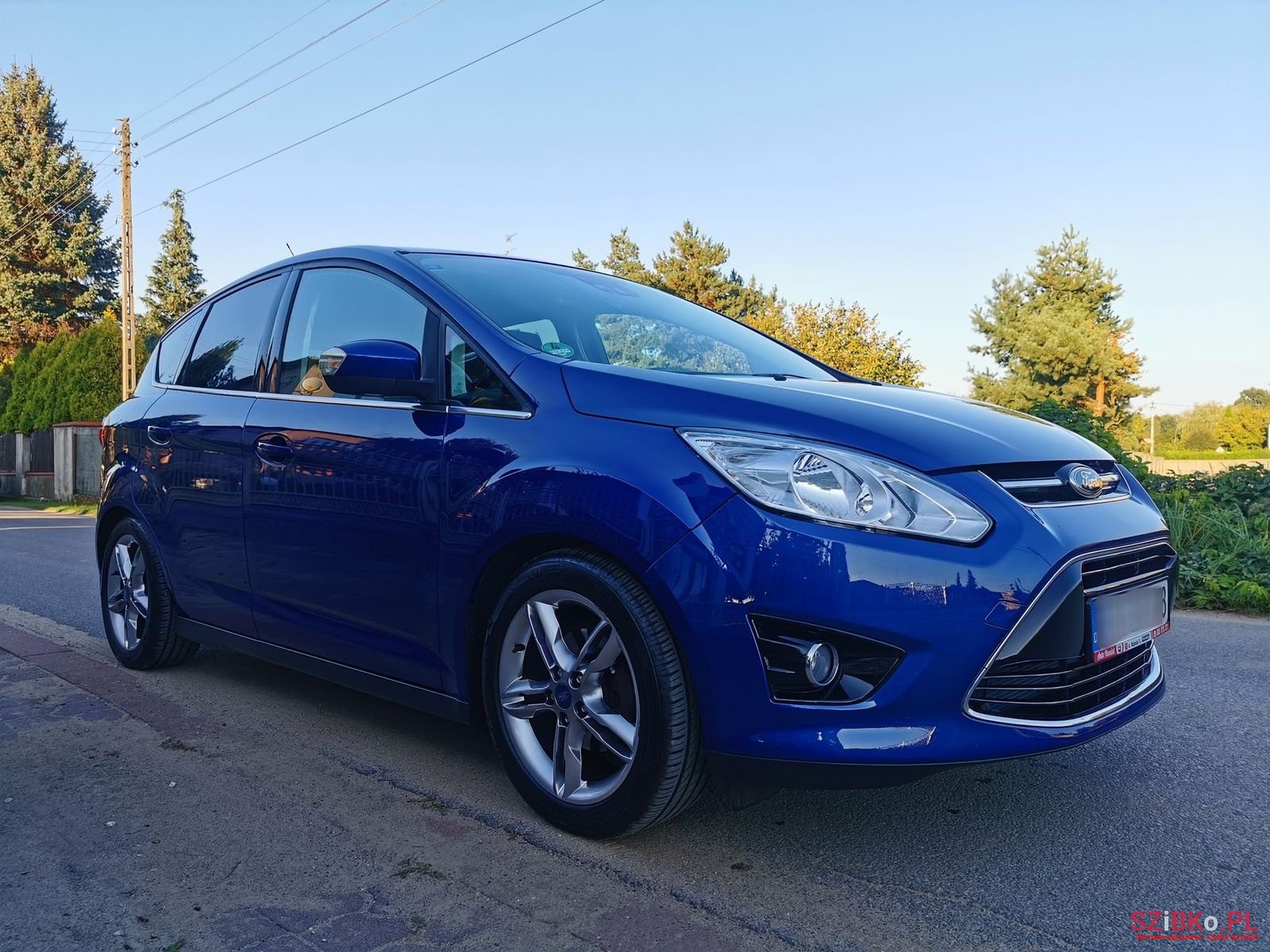 2014' Ford C-MAX photo #2