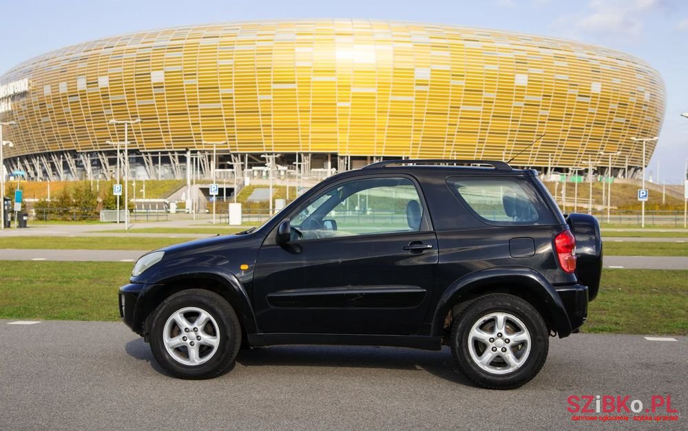 2002' Toyota RAV4 photo #3