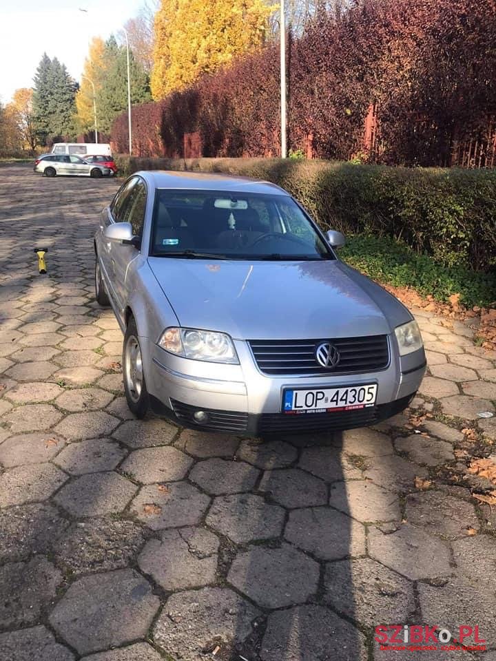 2004' Volkswagen Passat B5 photo #6