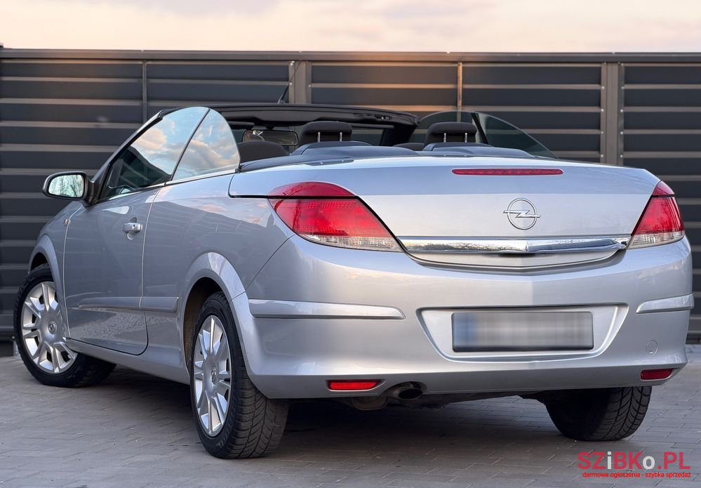 2006' Opel Astra 1.6 Enjoy photo #4