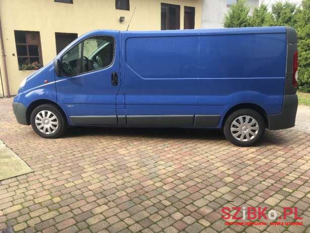 2010' Opel Vivaro photo #1