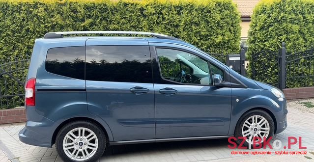 2020' Ford Tourneo Courier photo #3