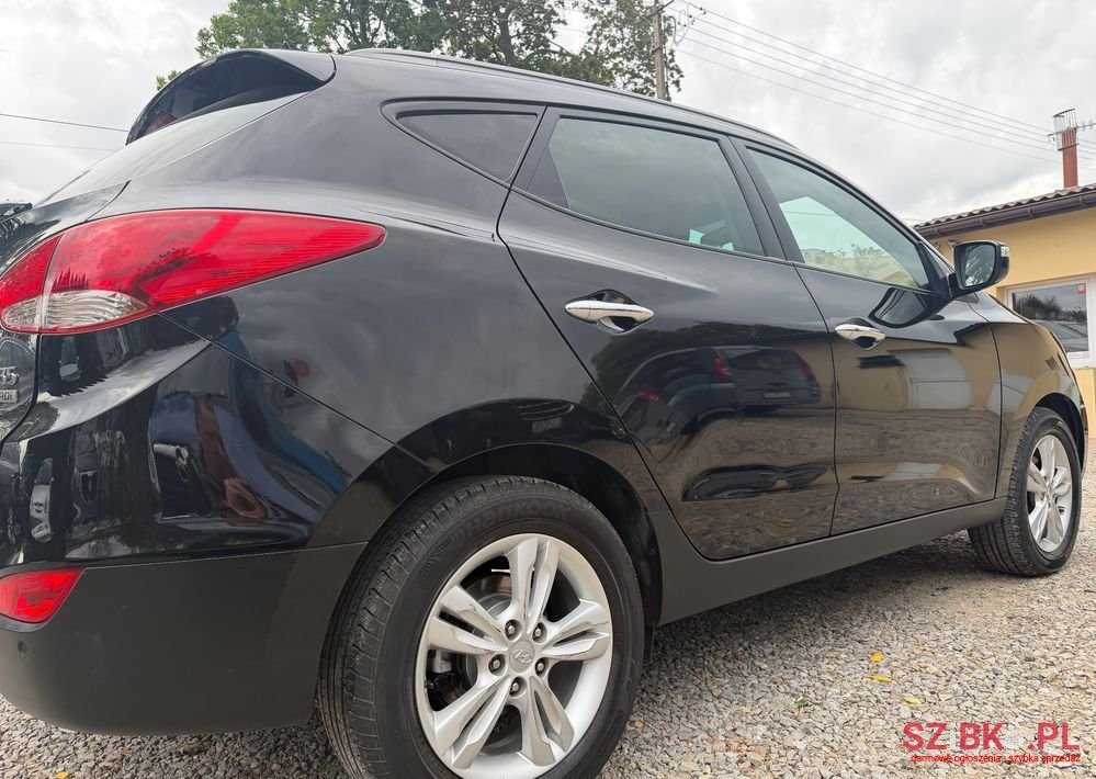 2011' Hyundai ix35 photo #4