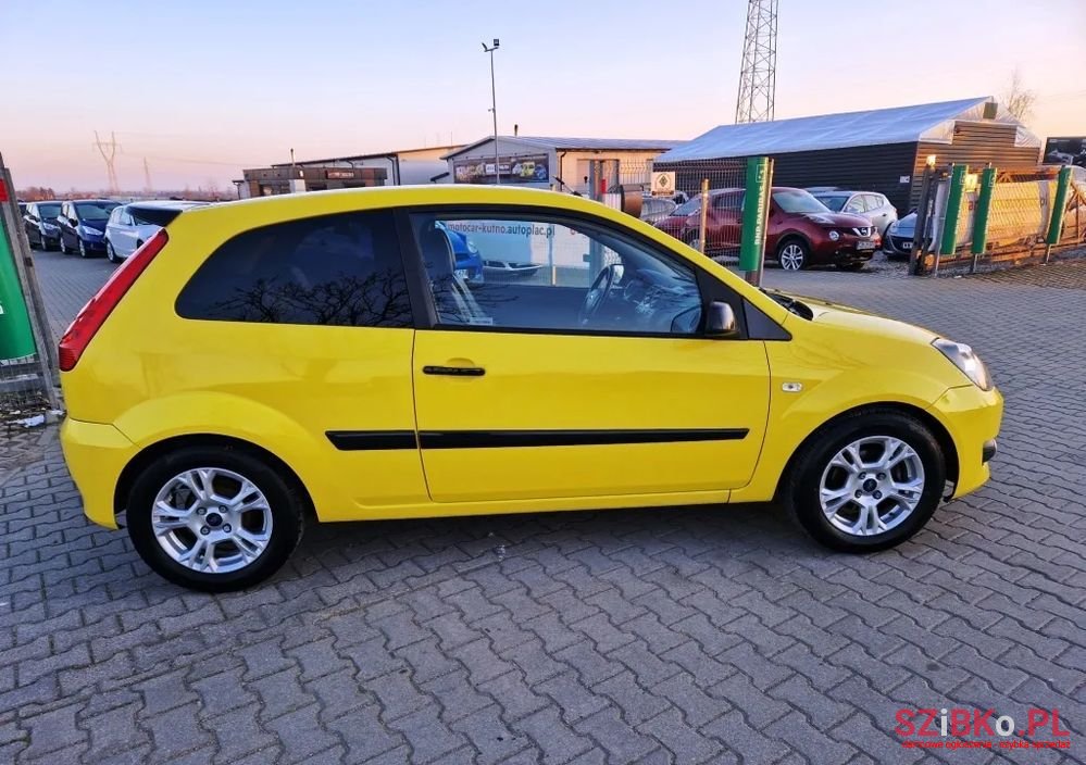 2006' Ford Fiesta 1.6 Trend photo #3