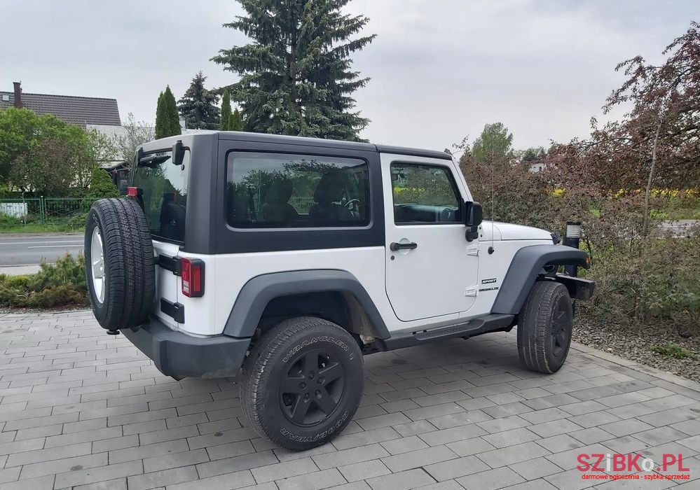 2014' Jeep Wrangler photo #4