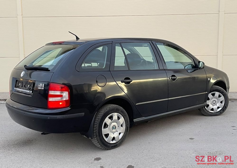 2007' Skoda Fabia photo #3