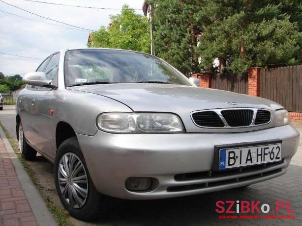 1999' Daewoo Nubira photo #1