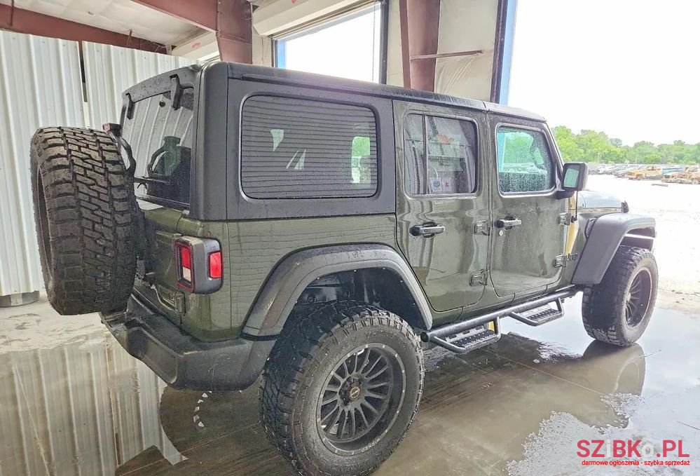 2022' Jeep Wrangler photo #5