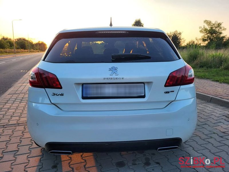 2015' Peugeot 308 photo #6