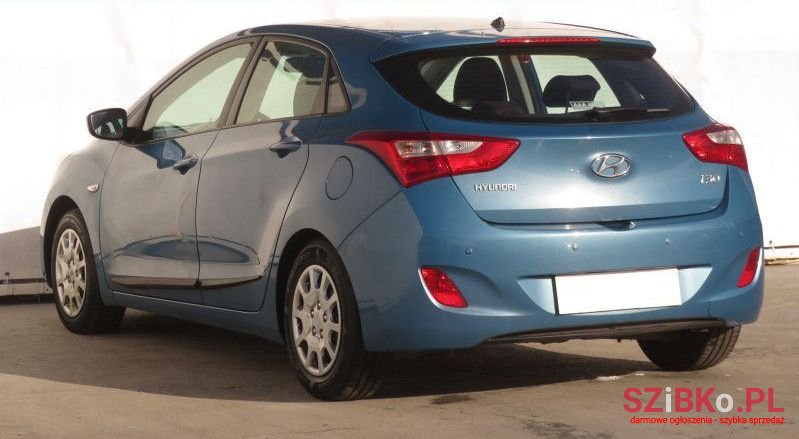 2012' Hyundai i30 photo #3