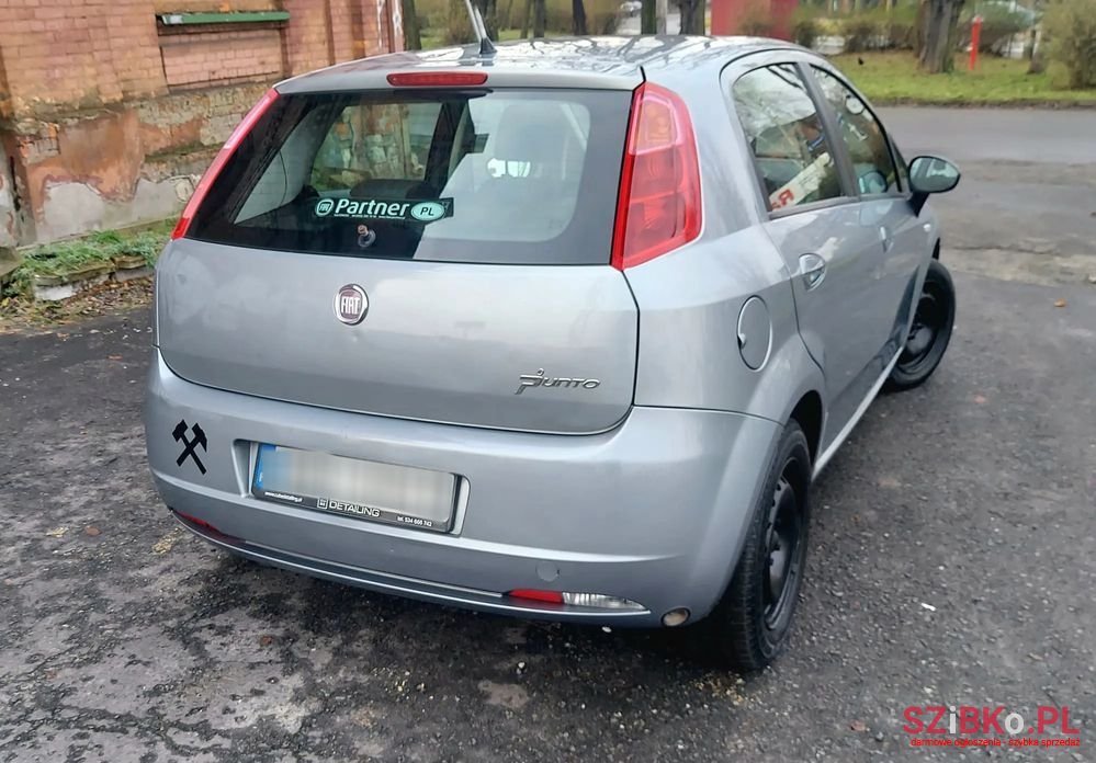 2009' Fiat Grande Punto photo #5