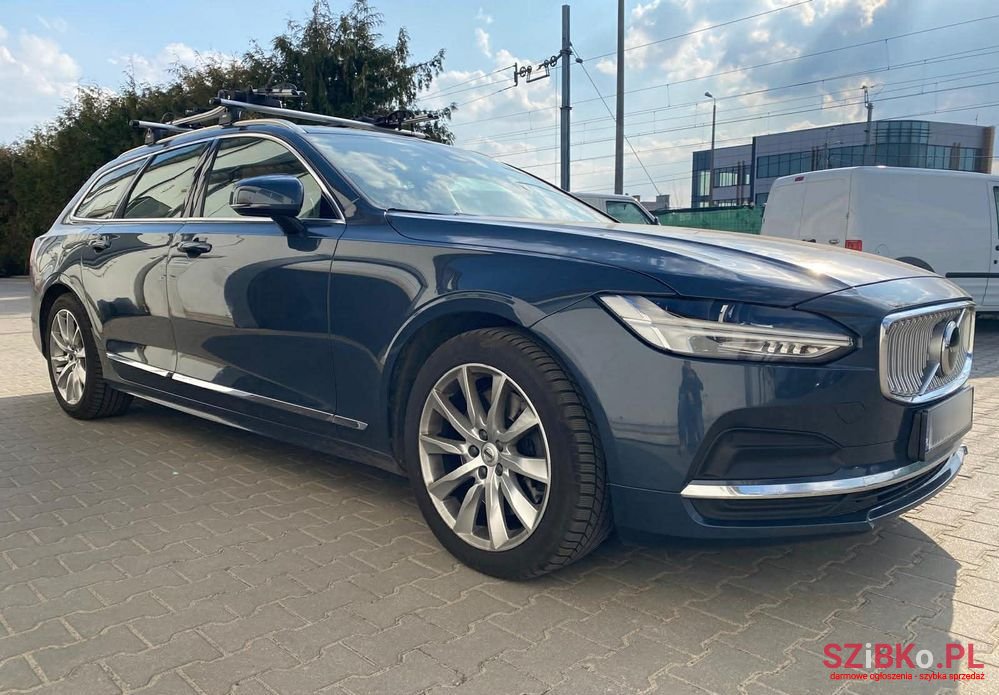 2022' Volvo V90 photo #1