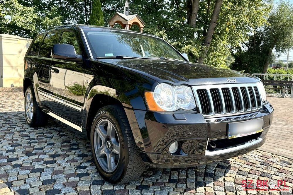2010' Jeep Grand Cherokee photo #2