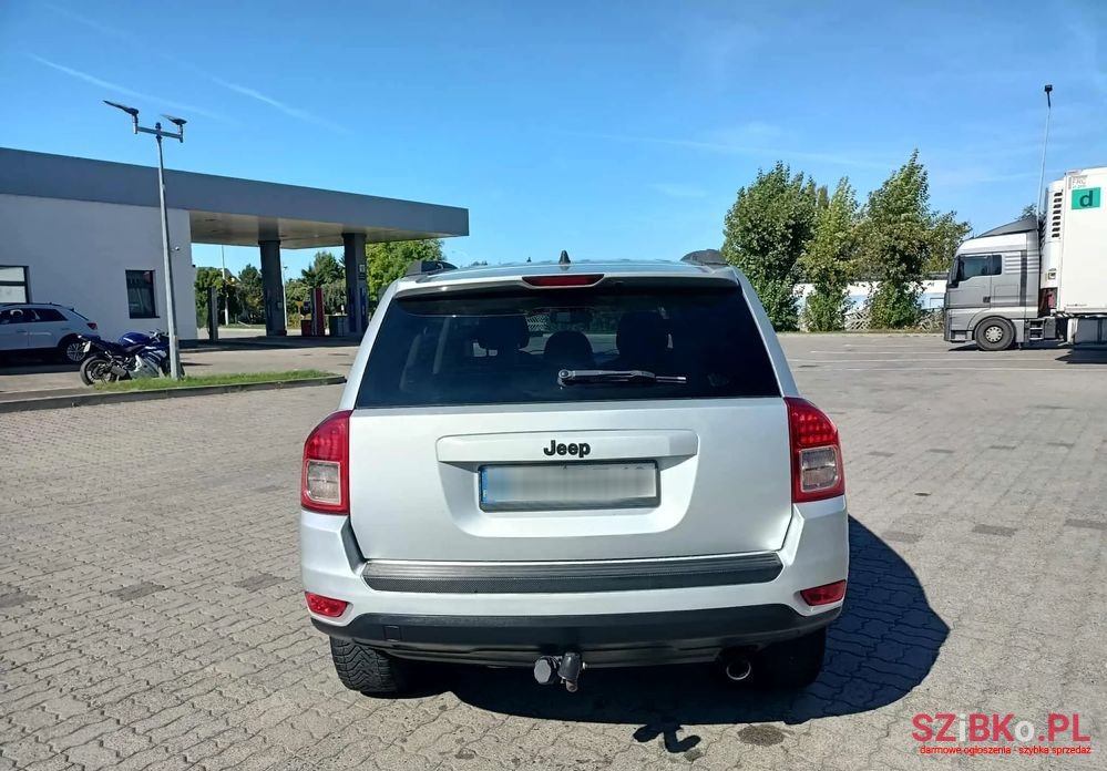 2012' Jeep Compass 2.2I Crd 4X2 North photo #5