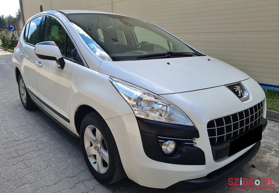 2012' Peugeot 3008 photo #1