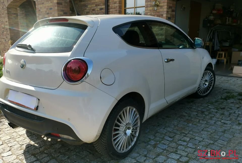 2008' Alfa Romeo MiTo photo #5