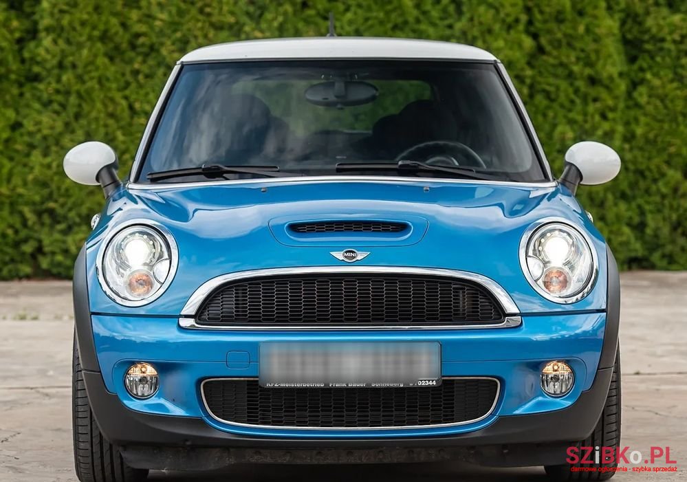 2009' MINI Cooper S photo #4