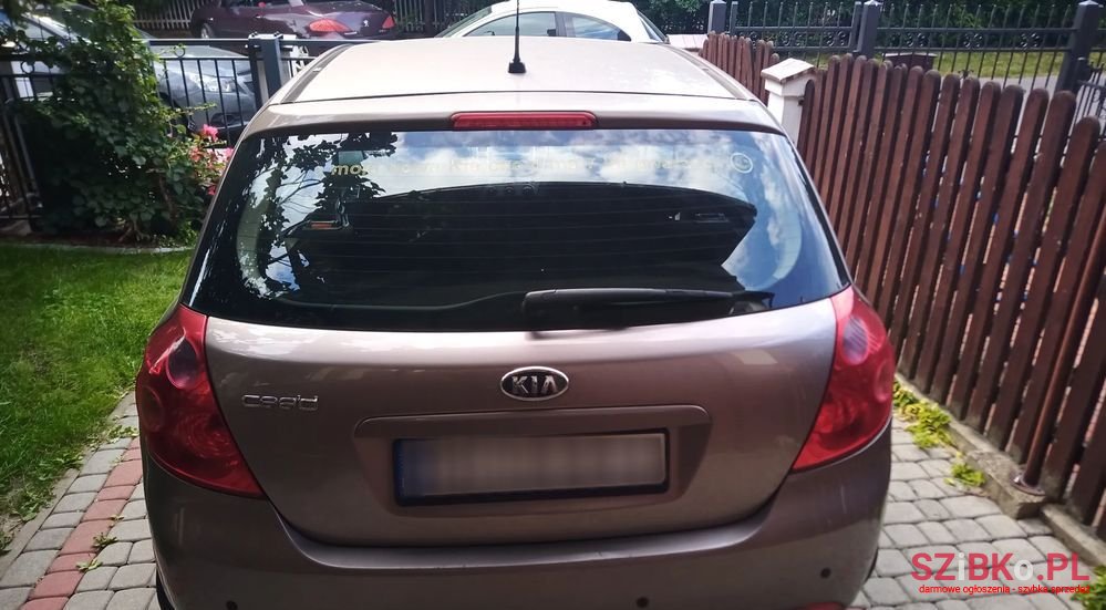 2008' Kia Ceed photo #2
