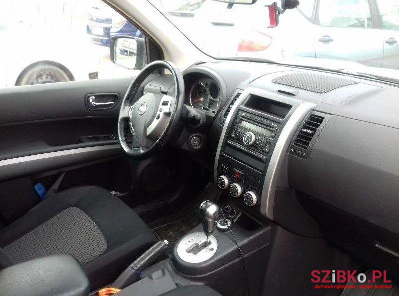 2009' Nissan X-Trail photo #2