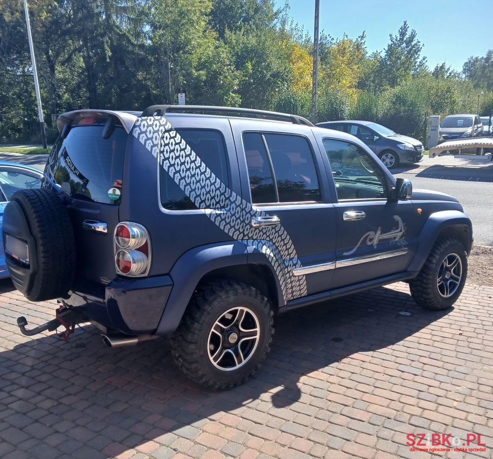 2007' Jeep Cherokee photo #3