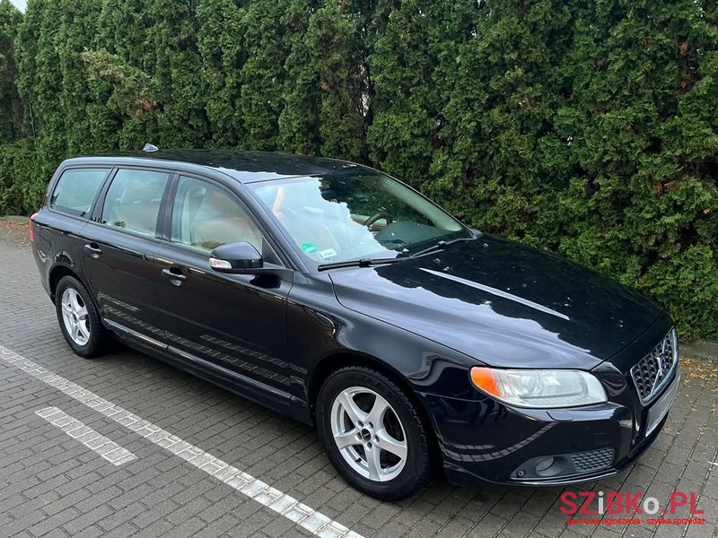 2008' Volvo V70 D5 Summum photo #1