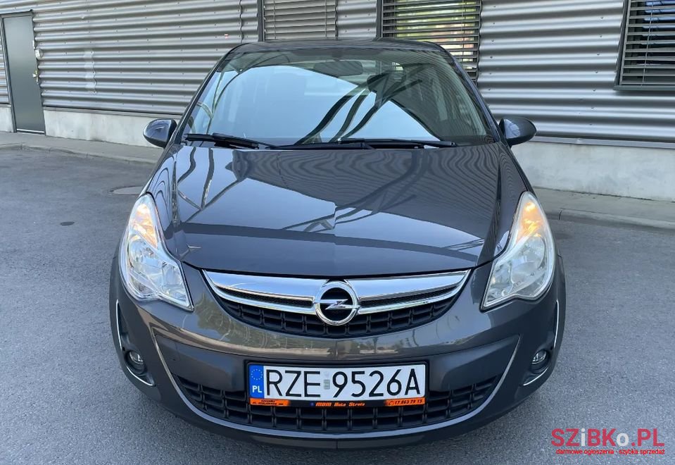 2012' Opel Corsa photo #4