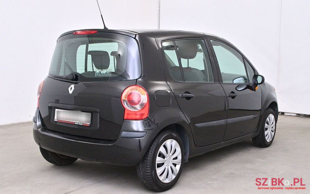 2005' Renault Modus photo #2