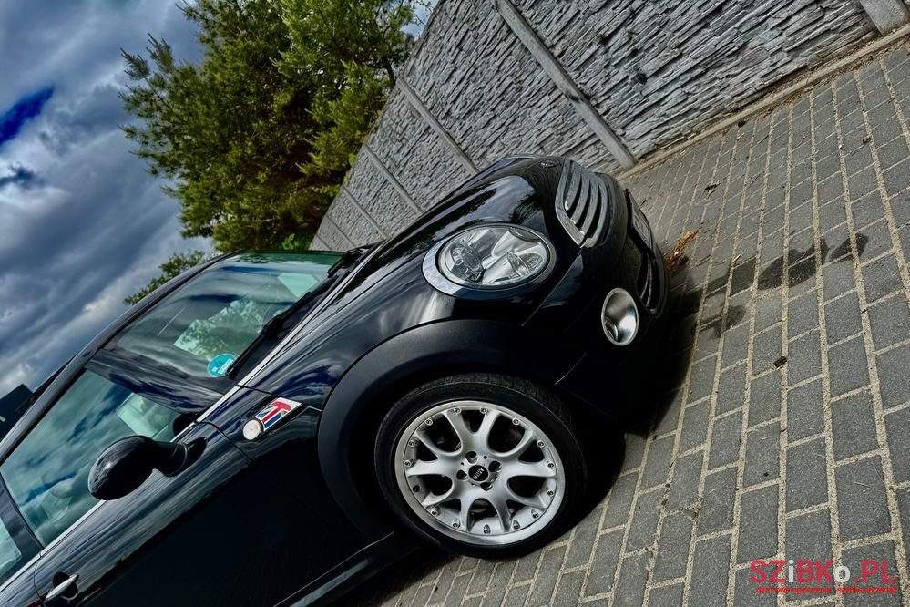 2010' MINI Cooper 50 Mayfair photo #5