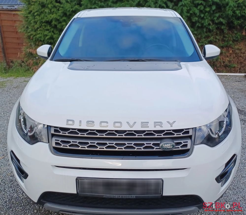 2017' Land Rover Discovery Sport photo #4