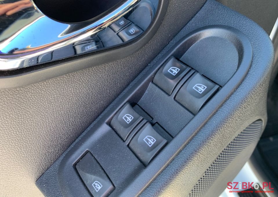 2015' Dacia Duster photo #5